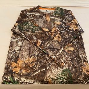 NWOT Men’s Field & Stream Hunting Shirt - Size LG